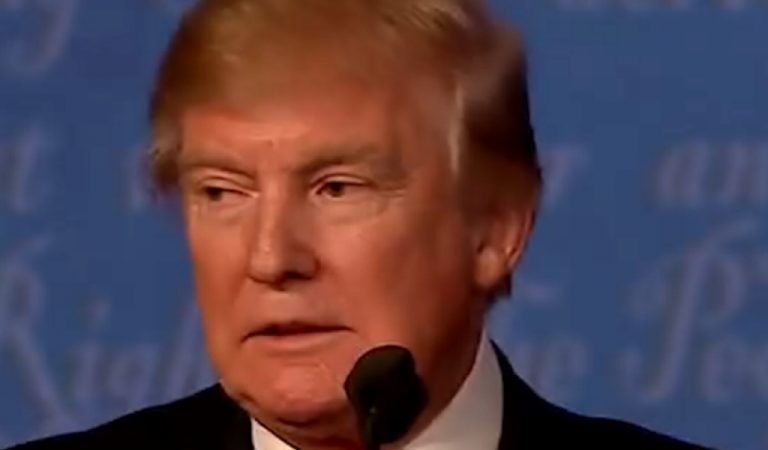 Insiders Have Revealed Russia Has Major Blackmail Evidence On Trump And It Involves Two Sex Tapes
