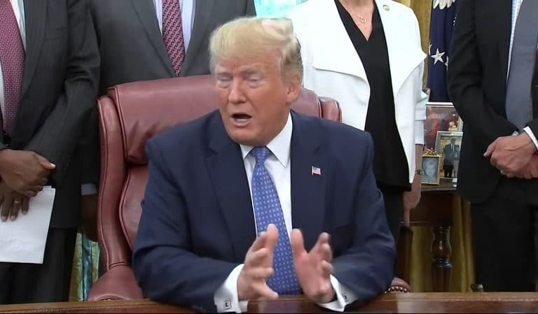Trump Posts Saturday Morning All Caps Message About His Military Parade Complete With Grammar Errors Trump Posts Saturday Morning All Caps Message About His Military Parade Complete With Grammar Errors