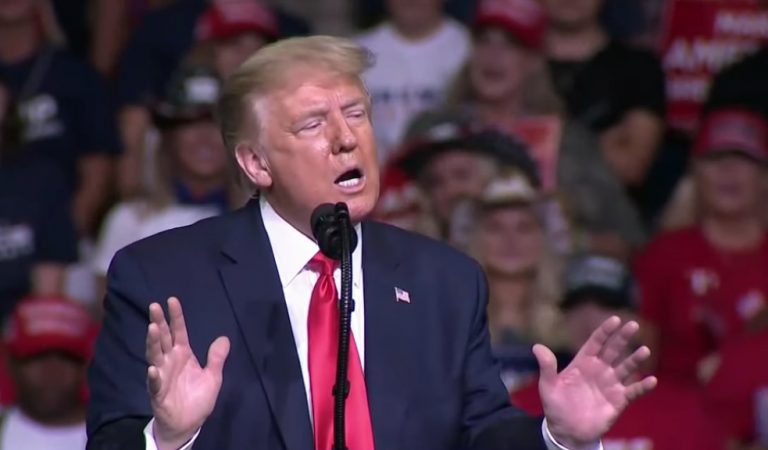 Unhinged Trump Reads A Bizarre Poem About A Snake During His Ohio Rally
