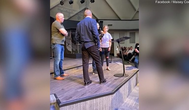 Brave Woman Forces Married Pastor To Admit To Grooming And Assaulting Her As A Teen In Front Of A Stunned Congregation During Church Service