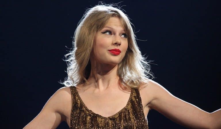 Taylor Swift Appears To Take A Brutal Swipe At JD Vance While Endorsing Kamala Harris