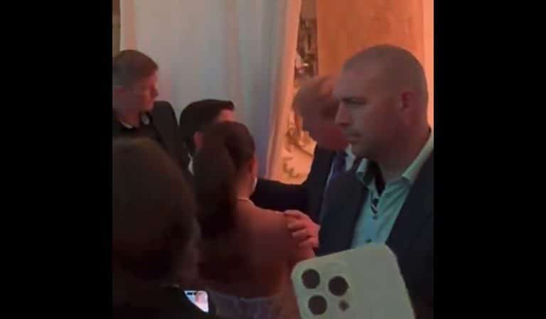 People Were Very Uncomfortable Over Donald Trump’s Behavior With A Bride At His Mar-A-Lago Club, And It Was All Caught On Video
