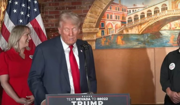 Trump Reportedly Had His Las Vegas Campaign Event At A Restaurant And People Had Some Thoughts