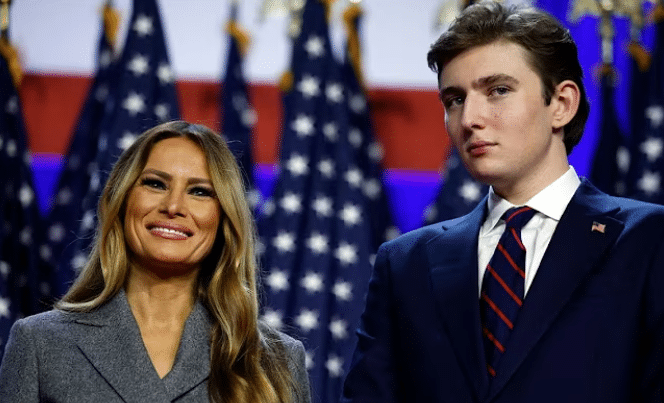 ‘Creepiest Pic Of Mom And Son’: Resurfaced Image Of Melania And Barron Was So Disturbing That Snopes Had To Confirm It Was Real ‘Creepiest Pic Of Mom And Son’: Resurfaced Image Of Melania And Barron Was So Disturbing That Snopes Had To Confirm It Was Real
