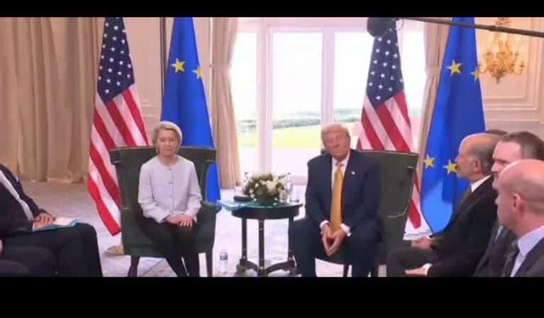 Video Catches Awkwardness Between EU President And Trump Before Cameras Start Rolling