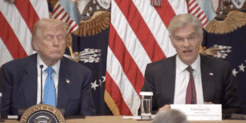 Donald Trump, possibly sleeping next to Dr. Oz (X screenshot)