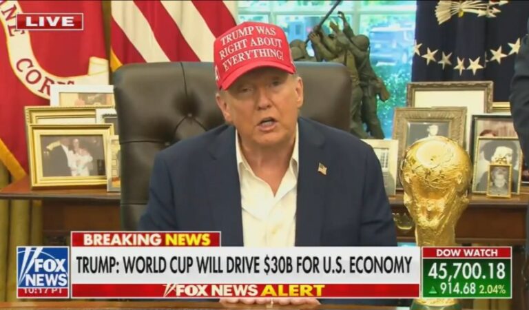Trump’s Chicago Rant Took A Weird Turn—And ‘African American Ladies’ Were At The Center Of It Trump’s Chicago Rant Took A Weird Turn—And ‘African American Ladies’ Were At The Center Of It