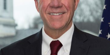 Vermont Gov. Phil Scott (official photo)